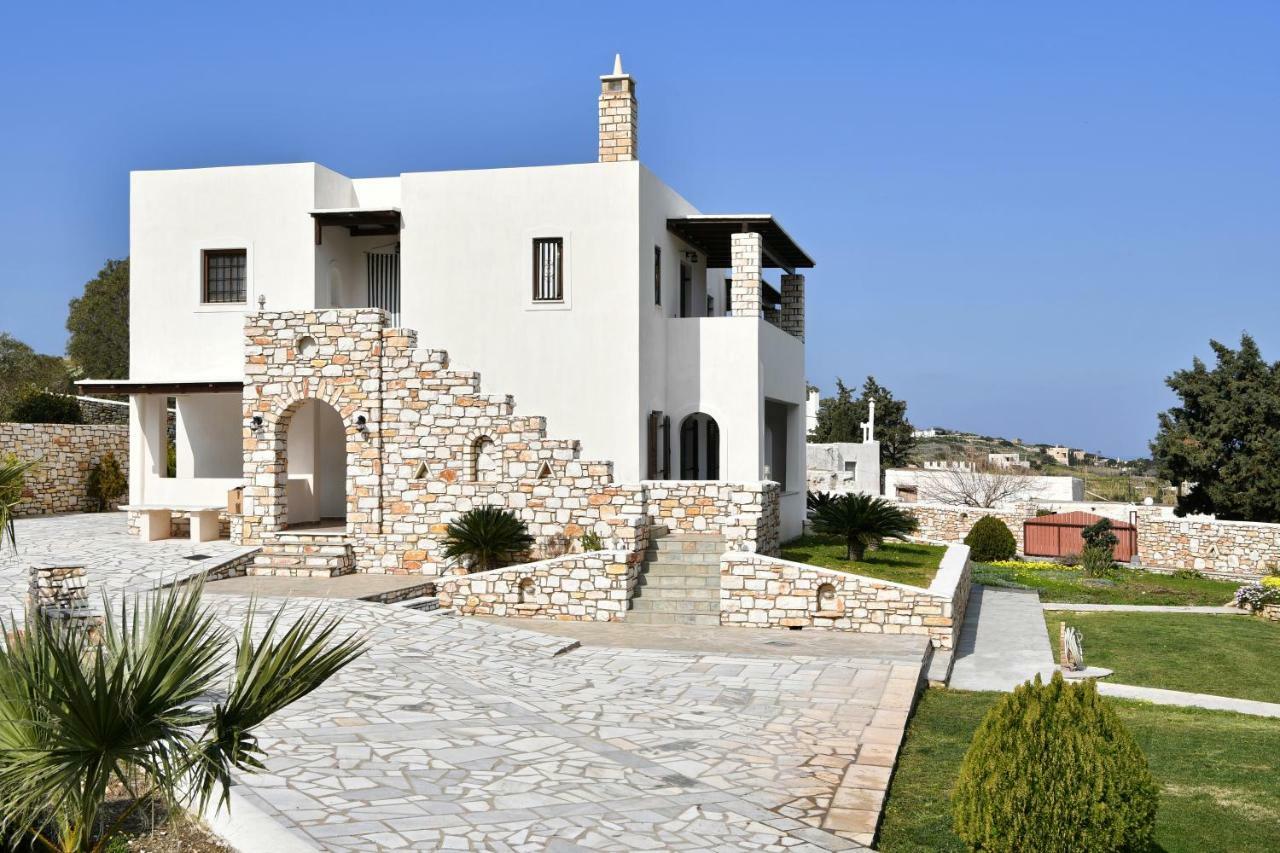 Villa Trifylia Páros Eksteriør bilde